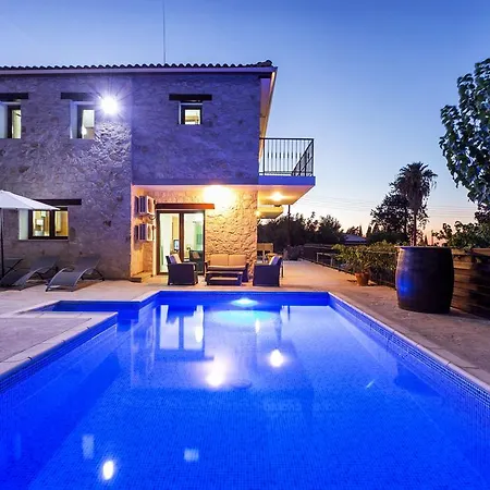 Nikolina Villa